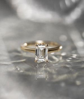 Elaris Solitaire - Emerald