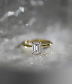 Ardor Solitaire - Emerald